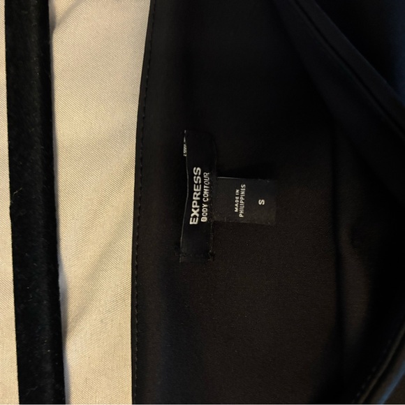 Top - Picture 3 of 3